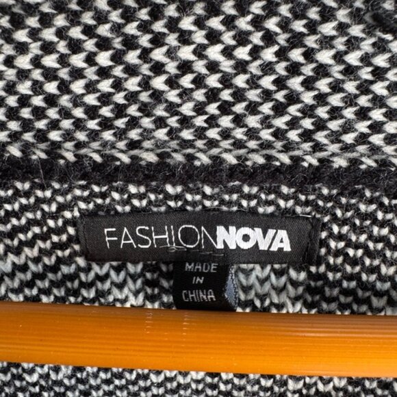 Fashion nova medium Trendy Black and White Lettered Cardigan - Picture 10 of 13